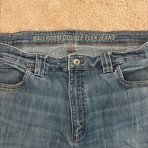 Duluth Trading Co Relaxed Fit Jeans in Gray